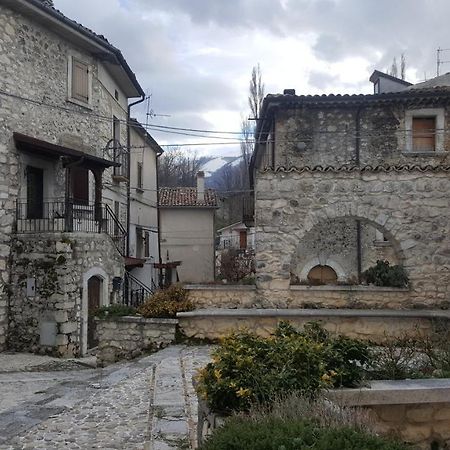Le Dimore Di Angelo Sant'Eufemia a Maiella Exterior foto