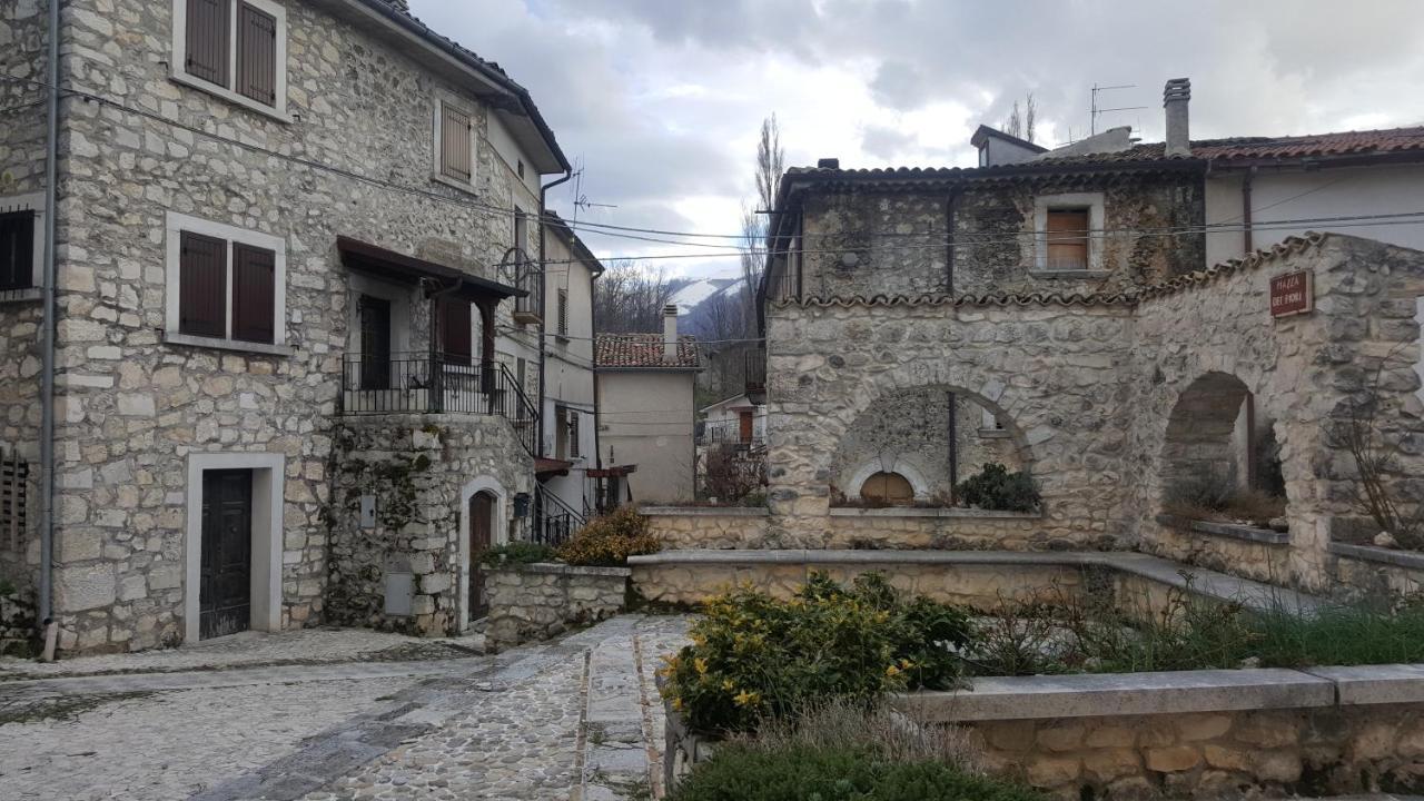 Le Dimore Di Angelo Sant'Eufemia a Maiella Exterior foto