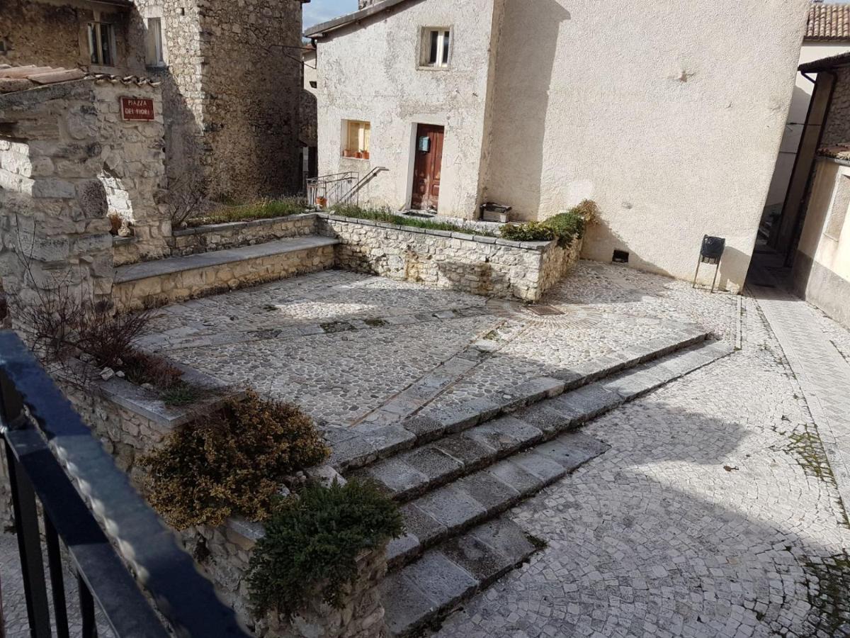 Le Dimore Di Angelo Sant'Eufemia a Maiella Exterior foto