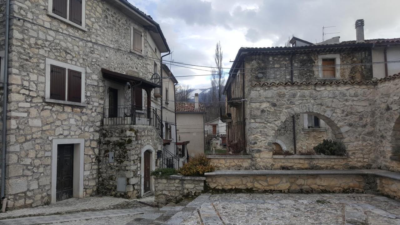 Le Dimore Di Angelo Sant'Eufemia a Maiella Exterior foto